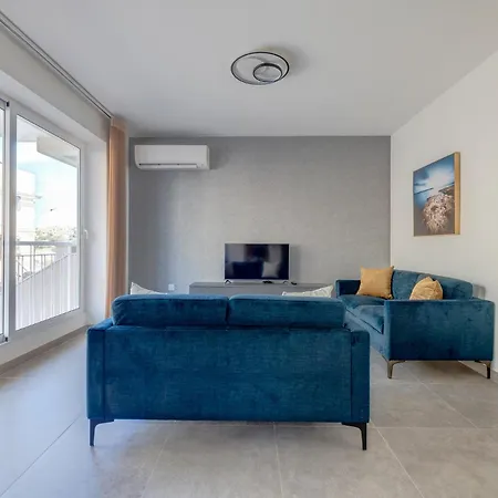 Urban Oasis 3Br Duplex In A Prime Location San Gwann Exterior photo